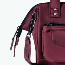 Crossbody Adventurer Small Davao