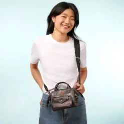 Crossbody Adventurer Small Louisville